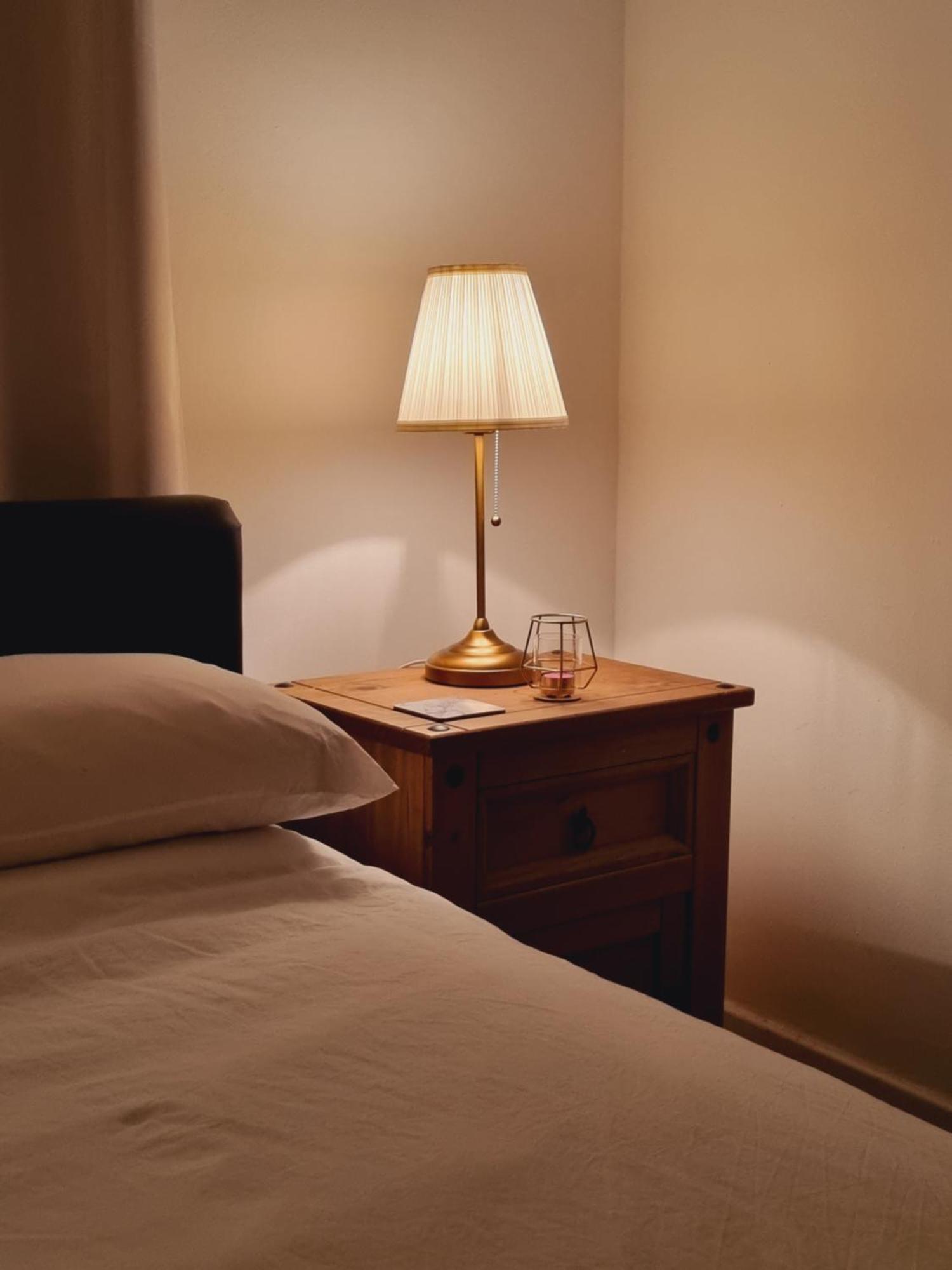 Beautiful Double Room In Acton, West Лондон Екстер'єр фото